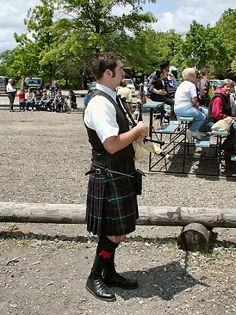 Bag Piper for the ceremony.
